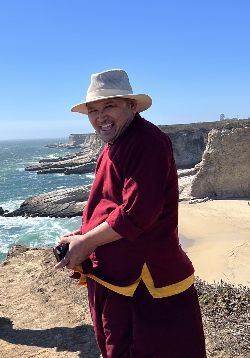 Tulku Thadral Rinpoche beach